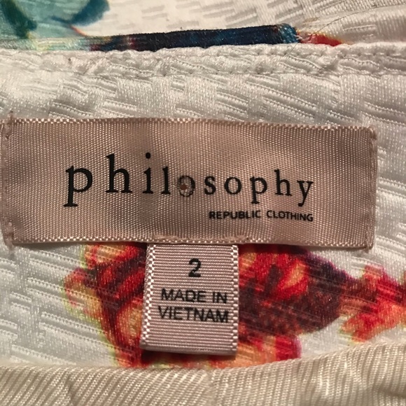 Philosophy Hawaiian Floral skirt size 2 - Picture 8 of 8